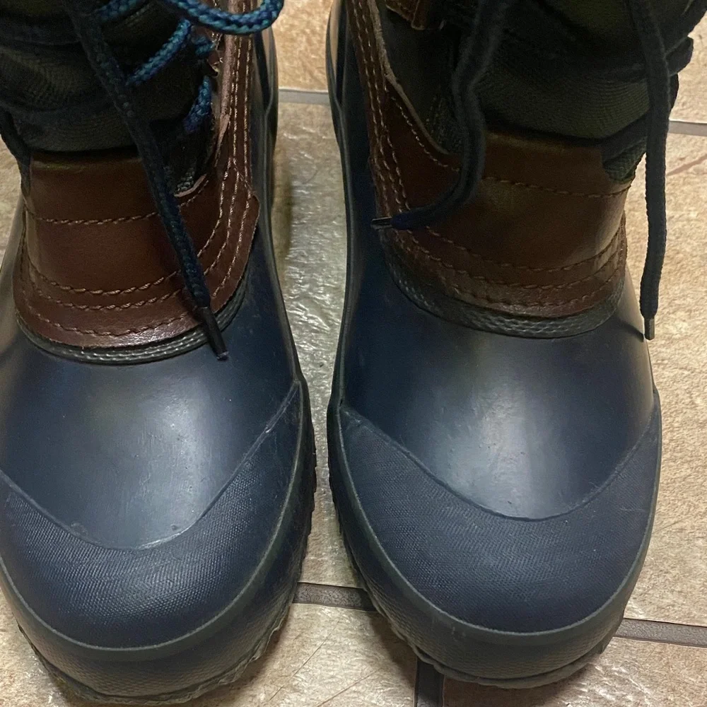 Thermolite Leather Winter Boots in Blue and Brown NWT Waterproof